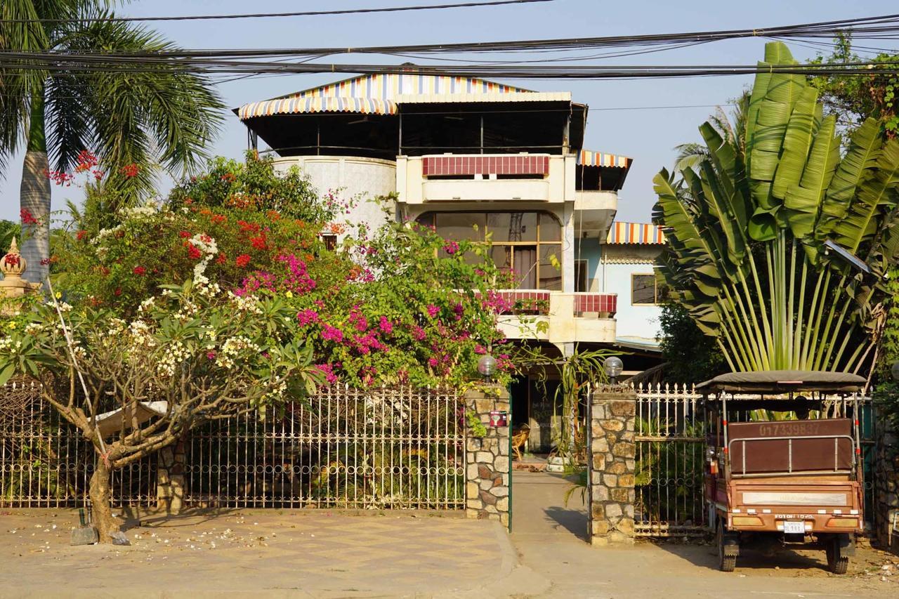 Here Be Dragons Vandrehjem Battambang Eksteriør billede